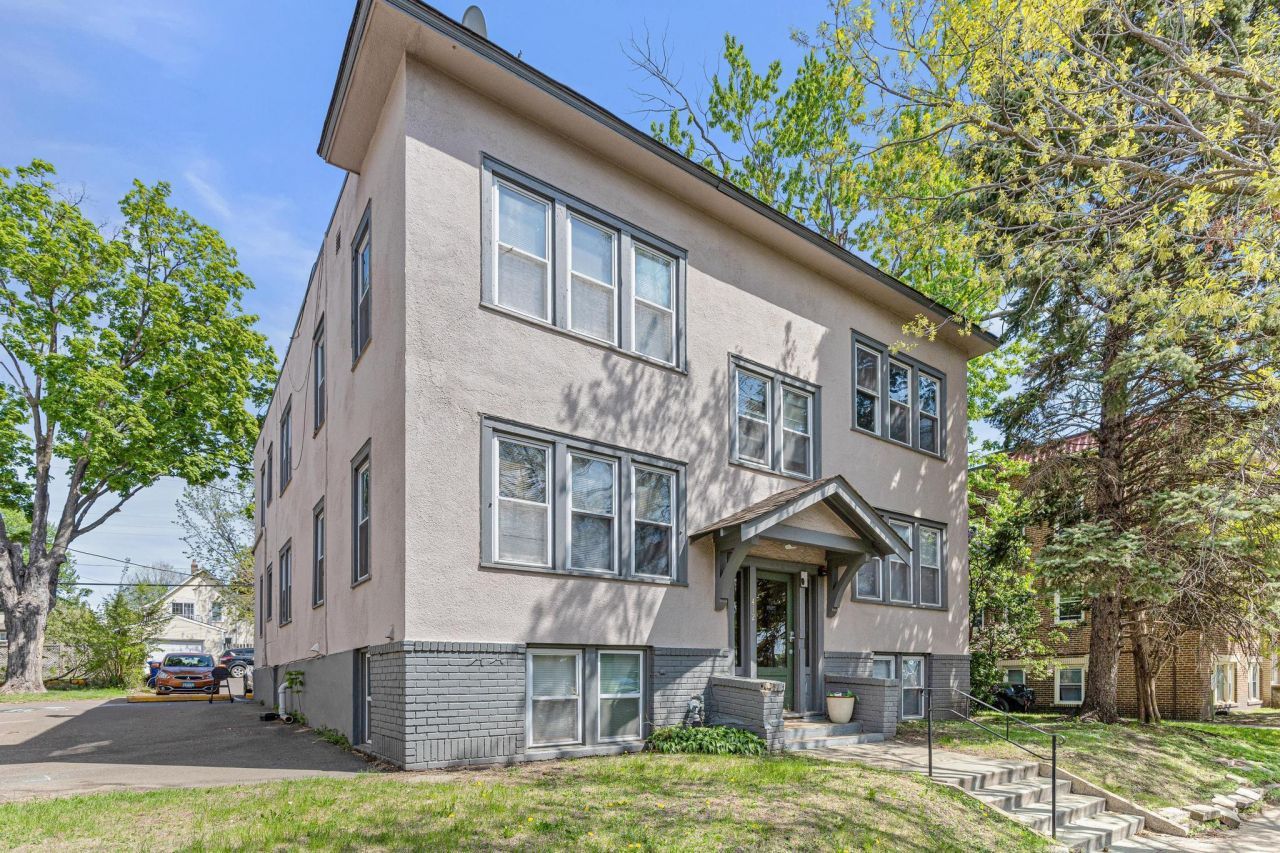 412, 418, 422 Pierce Street N, Saint Paul, MN 55104 Main Photo