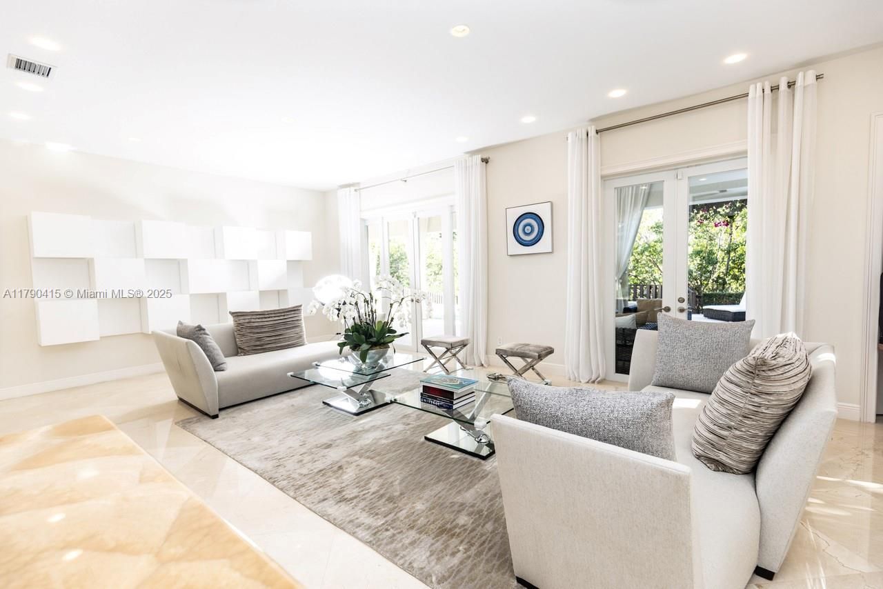 Please Call For Address, Coral Gables, FL 33143 Photo