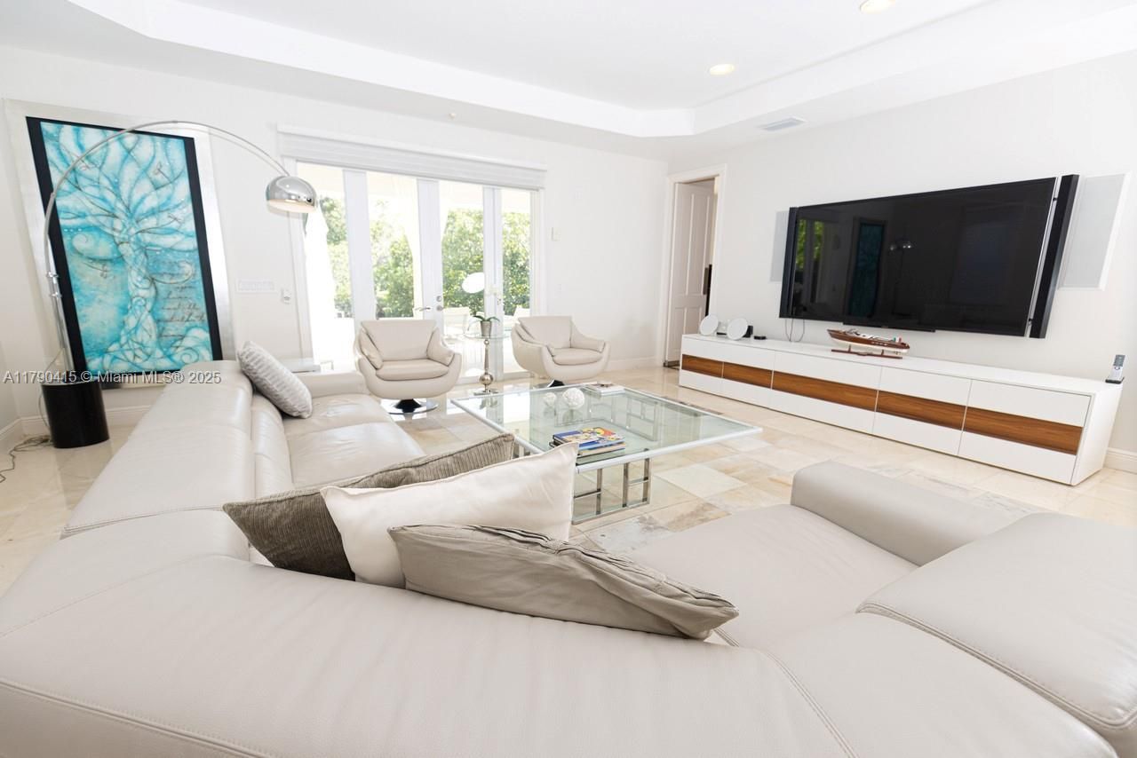 Please Call For Address, Coral Gables, FL 33143 Photo