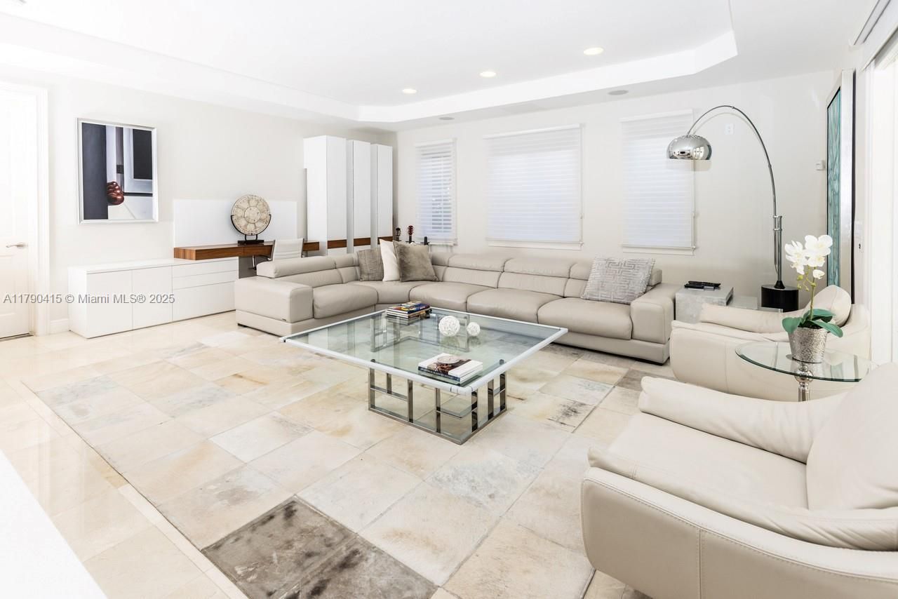 Please Call For Address, Coral Gables, FL 33143 Photo