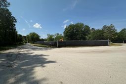 420 Horseshoe Road photo 4