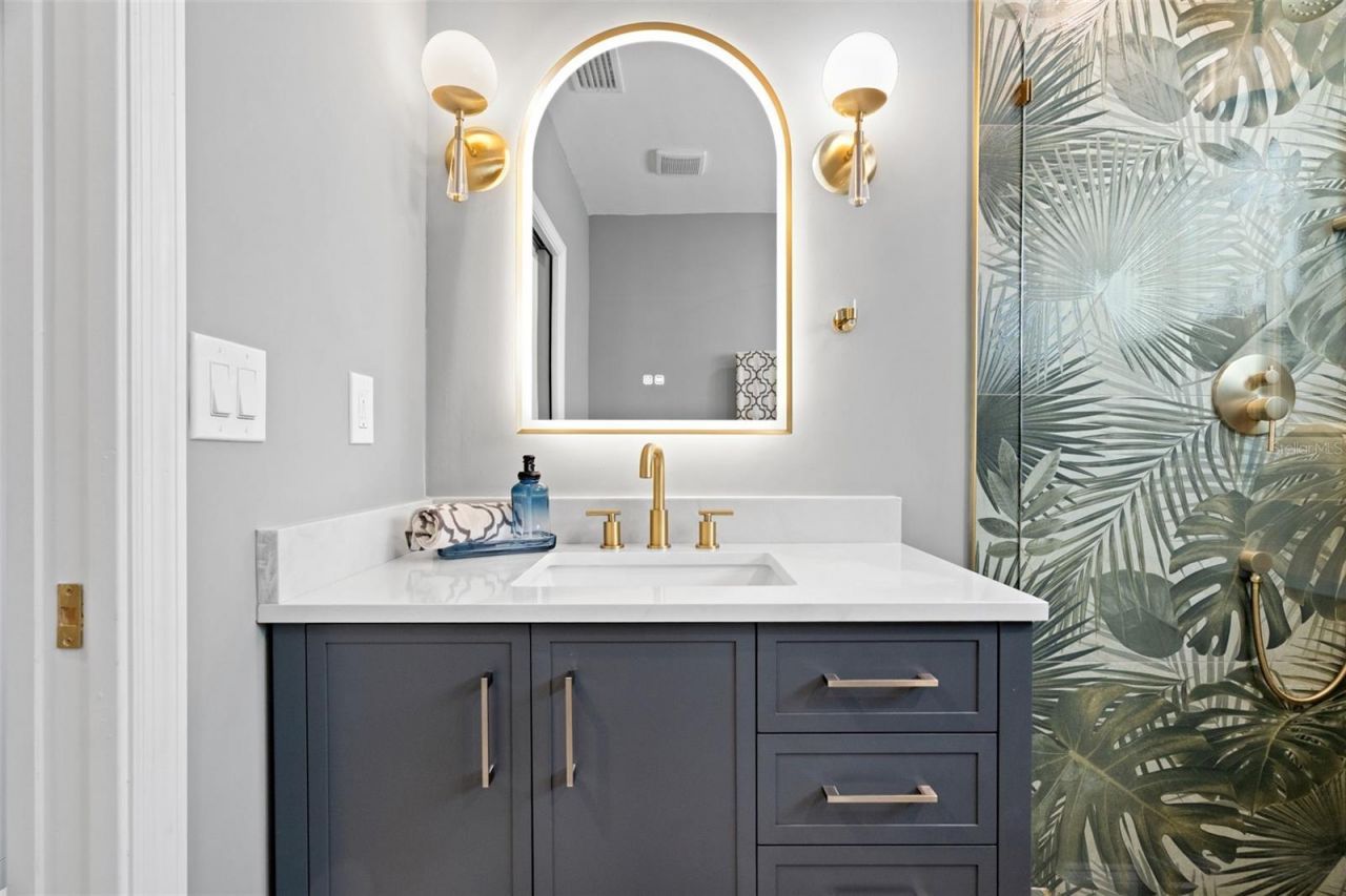 422 24th Street N, Saint Petersburg, FL 33713 Photo