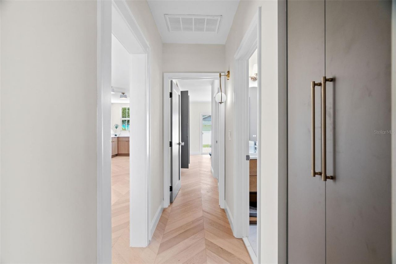 422 24th Street N, Saint Petersburg, FL 33713 Photo