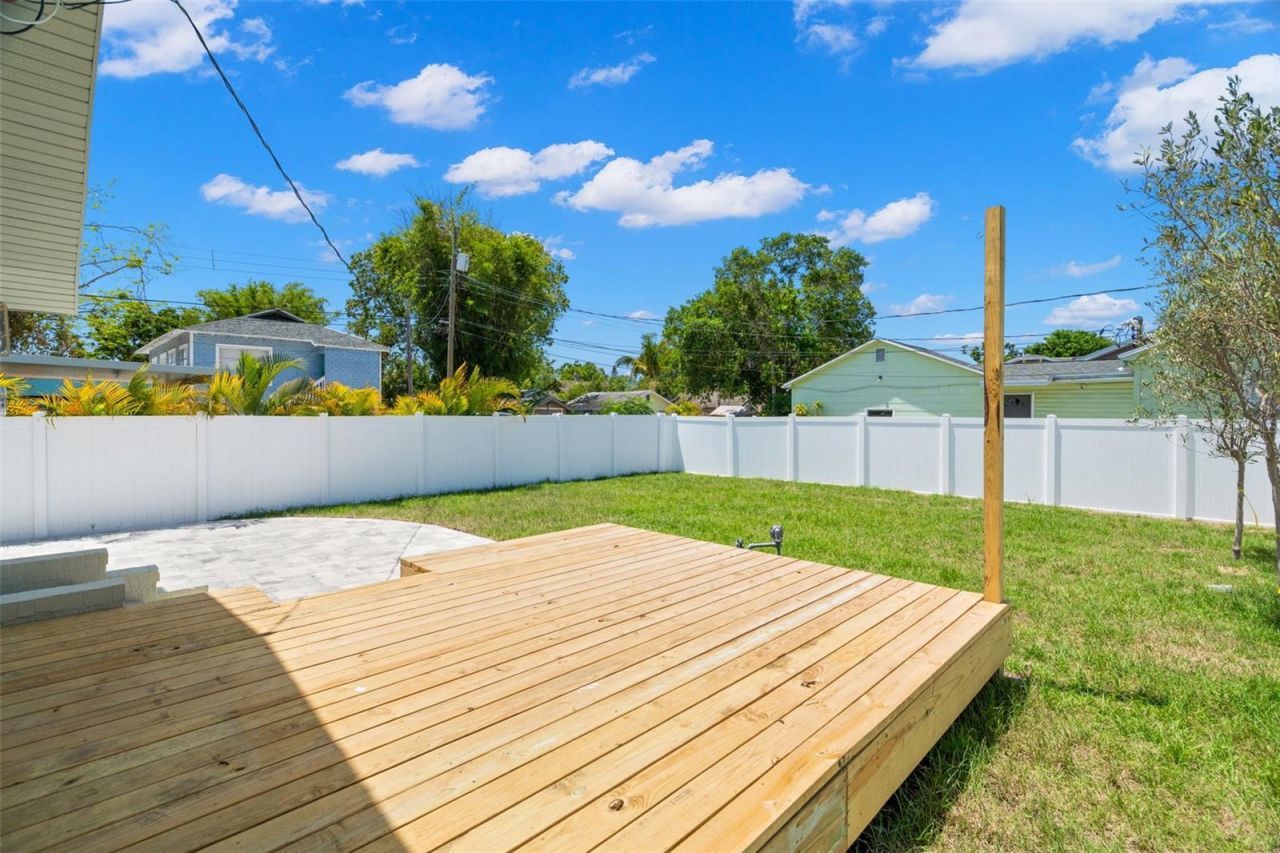 422 24th Street N, Saint Petersburg, FL 33713 Photo