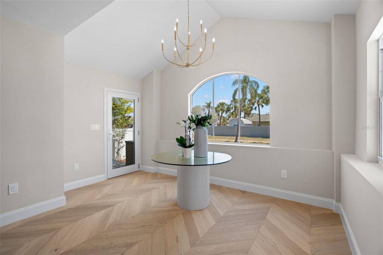 422 24th Street N, Saint Petersburg, FL 33713 Photo