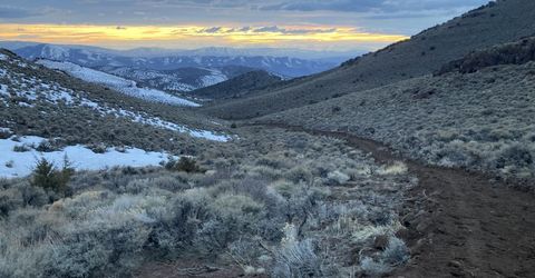 8531 Quaking Aspen Road, Lot #1,2,3,4,5,, Reno, NV 89510 Photo