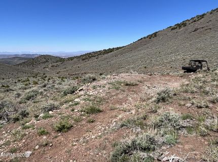 8531 Quaking Aspen Road, Lot #1,2,3,4,5,, Reno, NV 89510 Photo