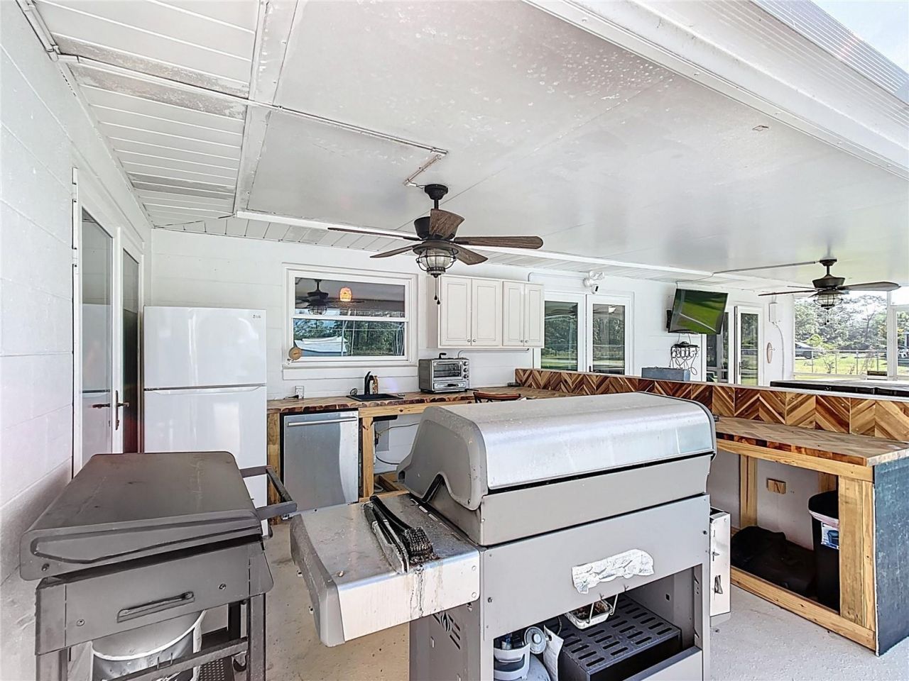 3221 Granada Drive, Indian Lake Estates, FL 33855 Photo