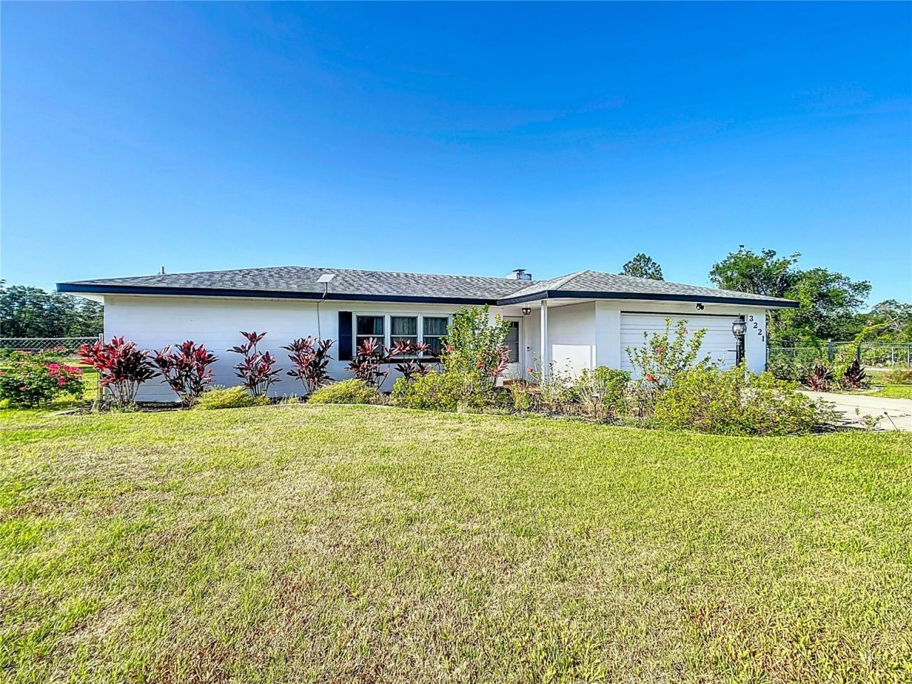 3221 Granada Drive, Indian Lake Estates, FL 33855 Photo