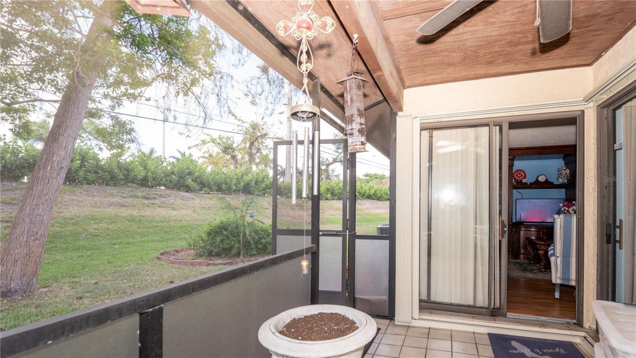 272 Beaver Dam Court, Royal Palm Beach, FL 33411 Photo