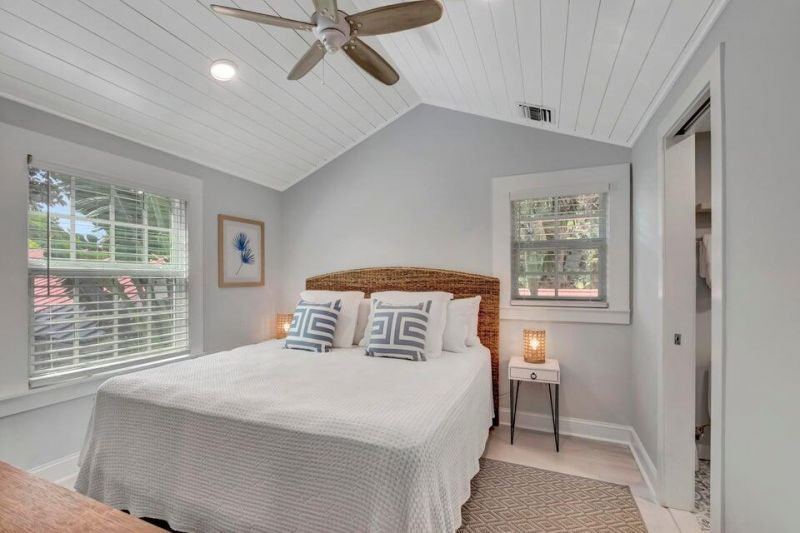 235 Dyer Road, Unit Treehouse, West Palm Beach, FL 33405 Photo