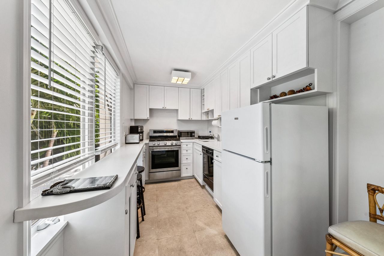 455 Worth Avenue, Unit 201, Palm Beach, FL 33480 Photo