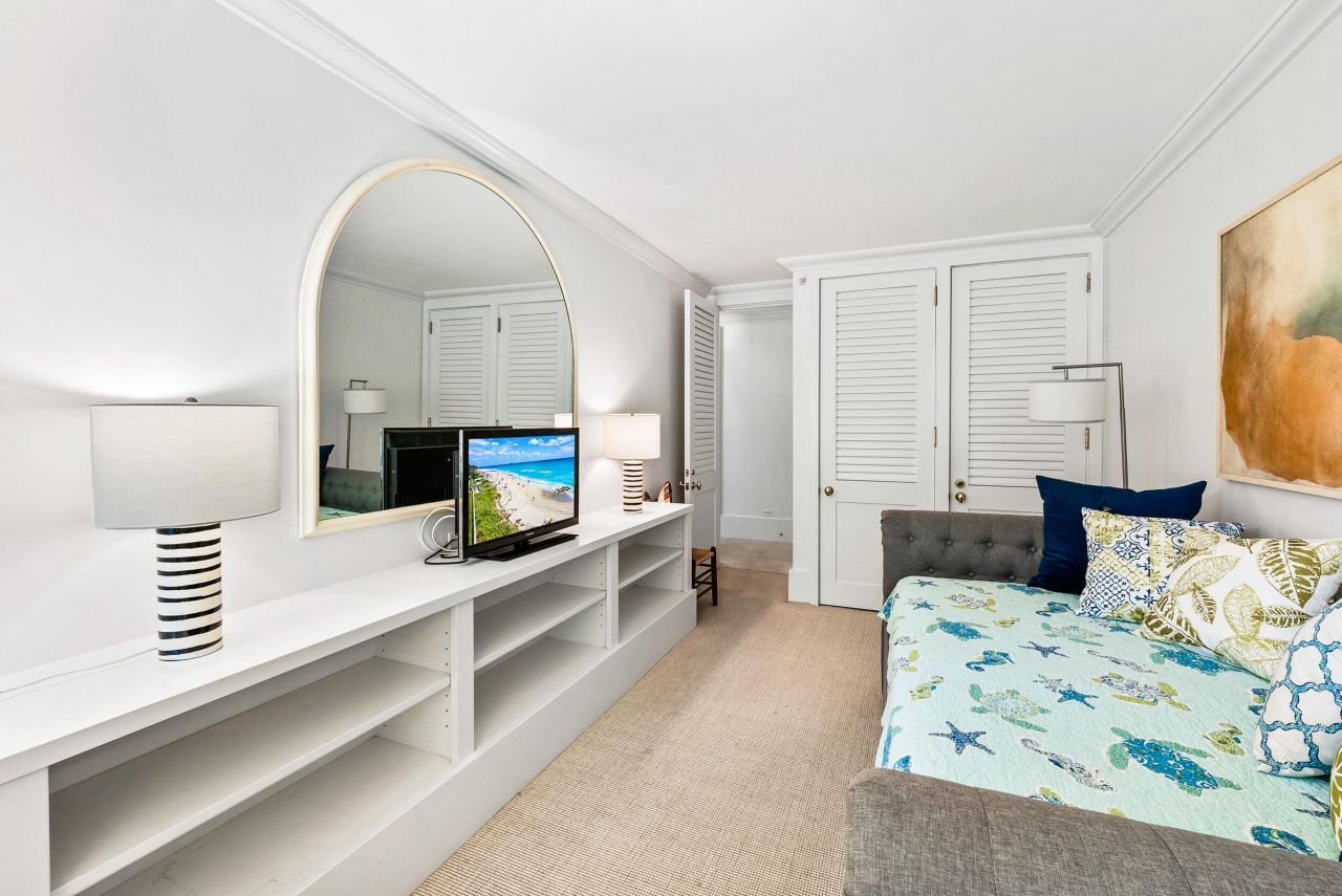 455 Worth Avenue, Unit 201, Palm Beach, FL 33480 Photo