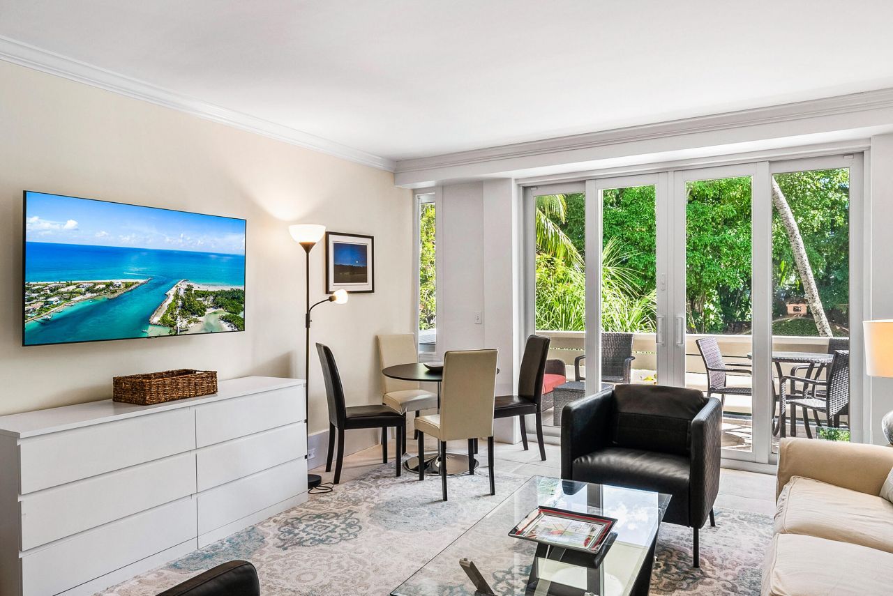 455 Worth Avenue, Unit 201, Palm Beach, FL 33480 Photo