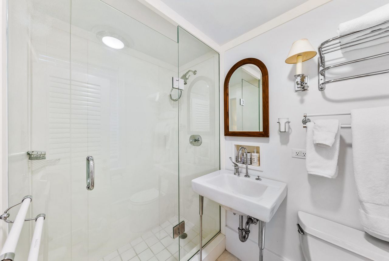 455 Worth Avenue, Unit 201, Palm Beach, FL 33480 Photo