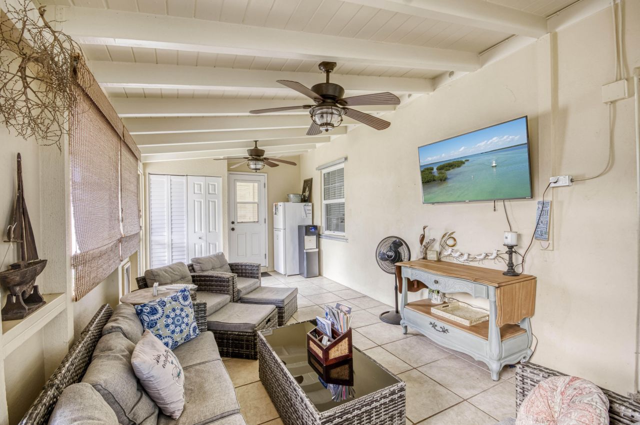 404 S Caloosahatchee Avenue, Jupiter, FL 33458 Photo