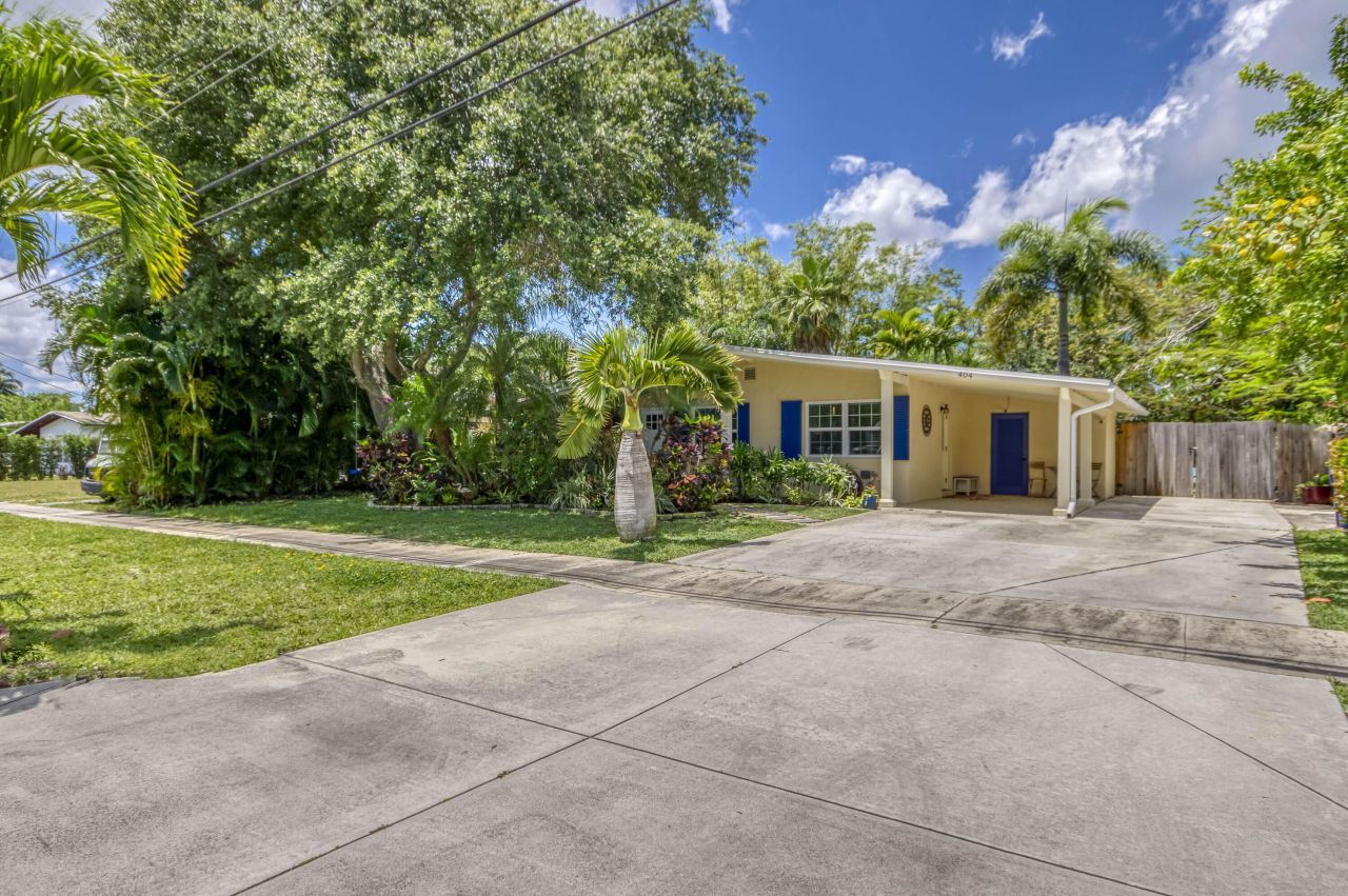 404 S Caloosahatchee Avenue, Jupiter, FL 33458 Photo