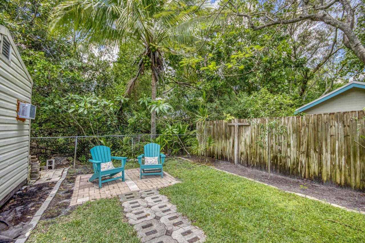 404 S Caloosahatchee Avenue, Jupiter, FL 33458 Photo