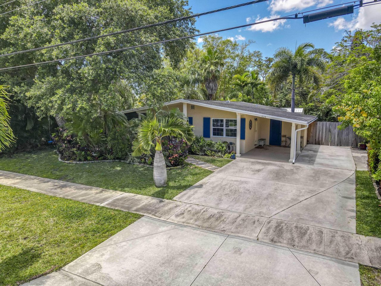 404 S Caloosahatchee Avenue, Jupiter, FL 33458 Photo
