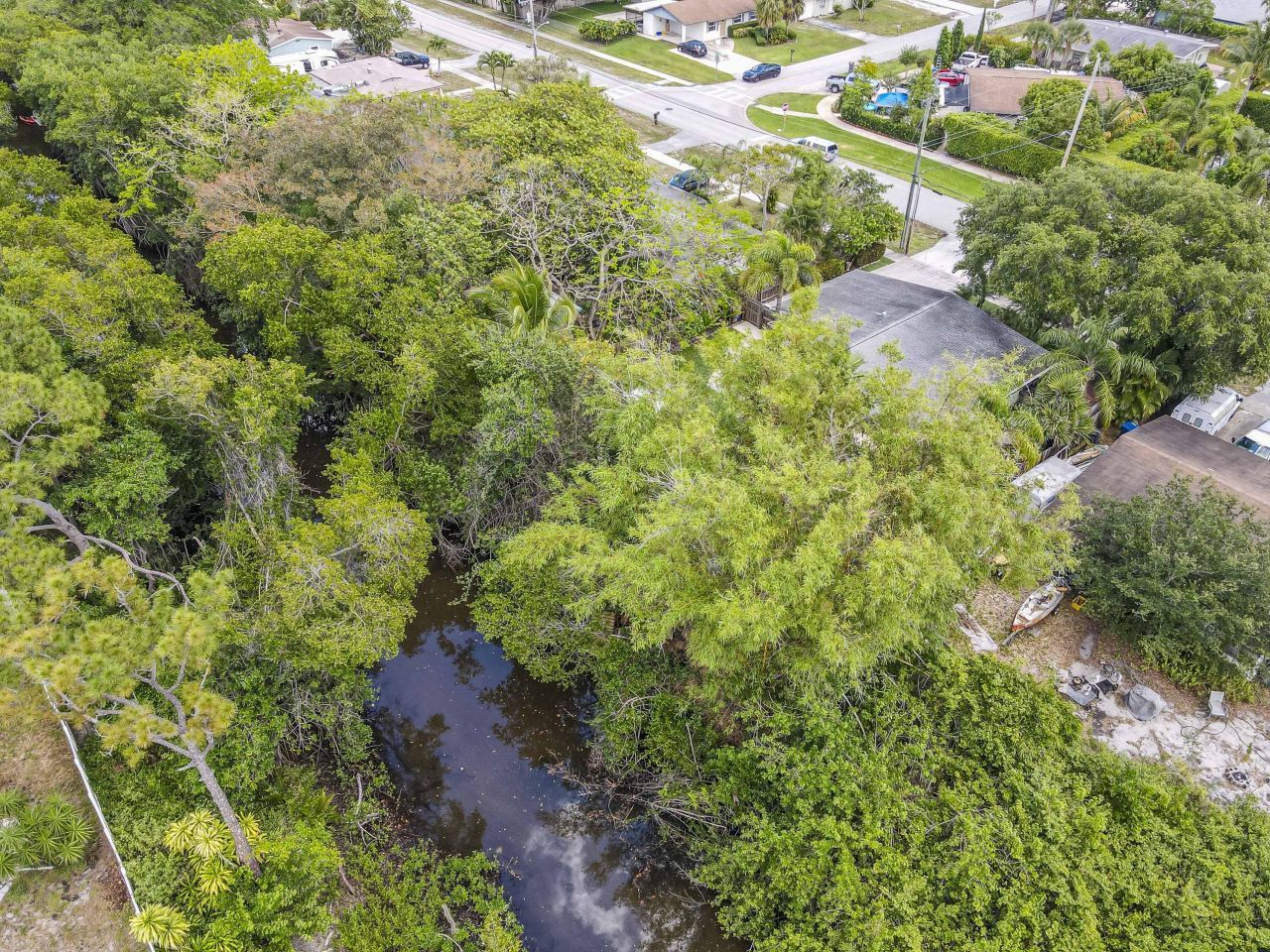 404 S Caloosahatchee Avenue, Jupiter, FL 33458 Photo