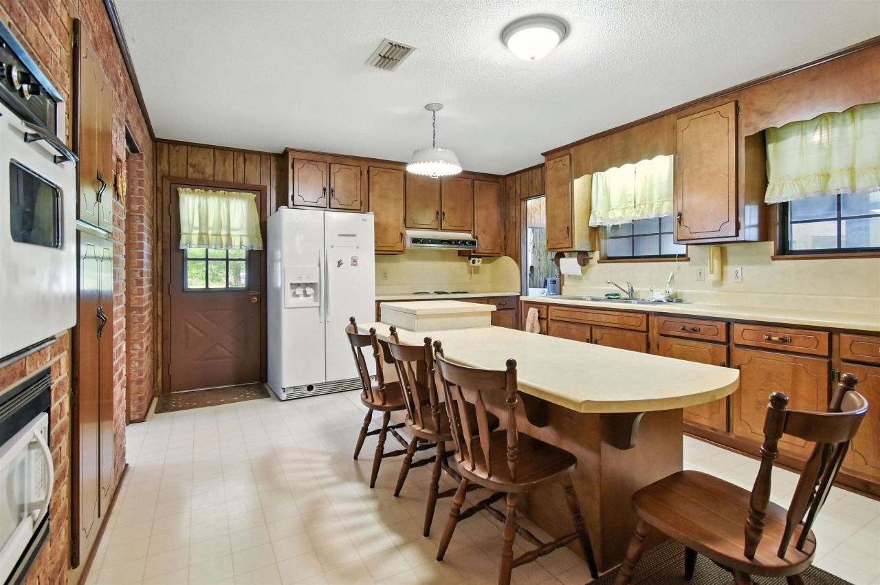 3232 Loren Henderson Rd, Perry, FL 32347 Photo