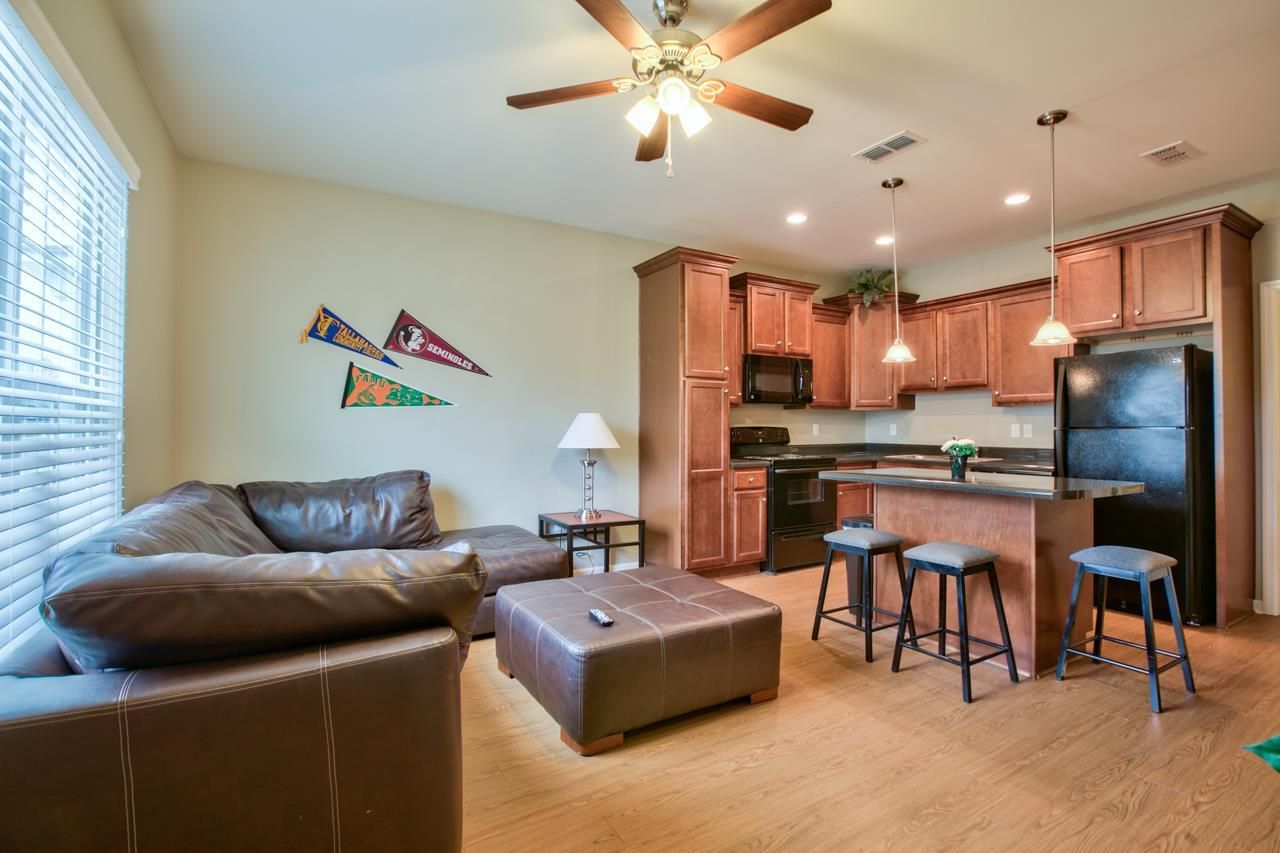 1986 Ann Arbor Avenue, Unit 8 building, Tallahassee, FL 32304 Photo