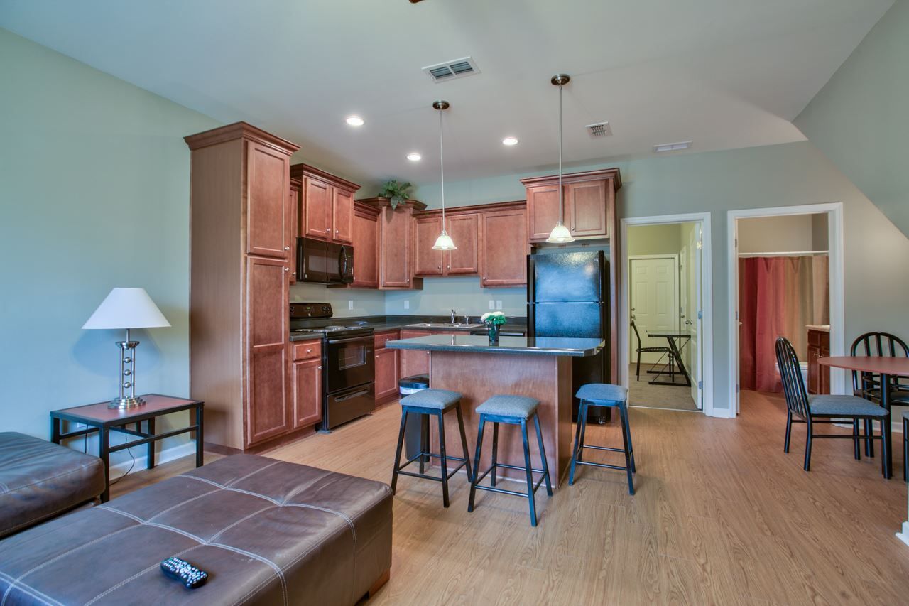 1986 Ann Arbor Avenue, Unit 8 building, Tallahassee, FL 32304 Photo