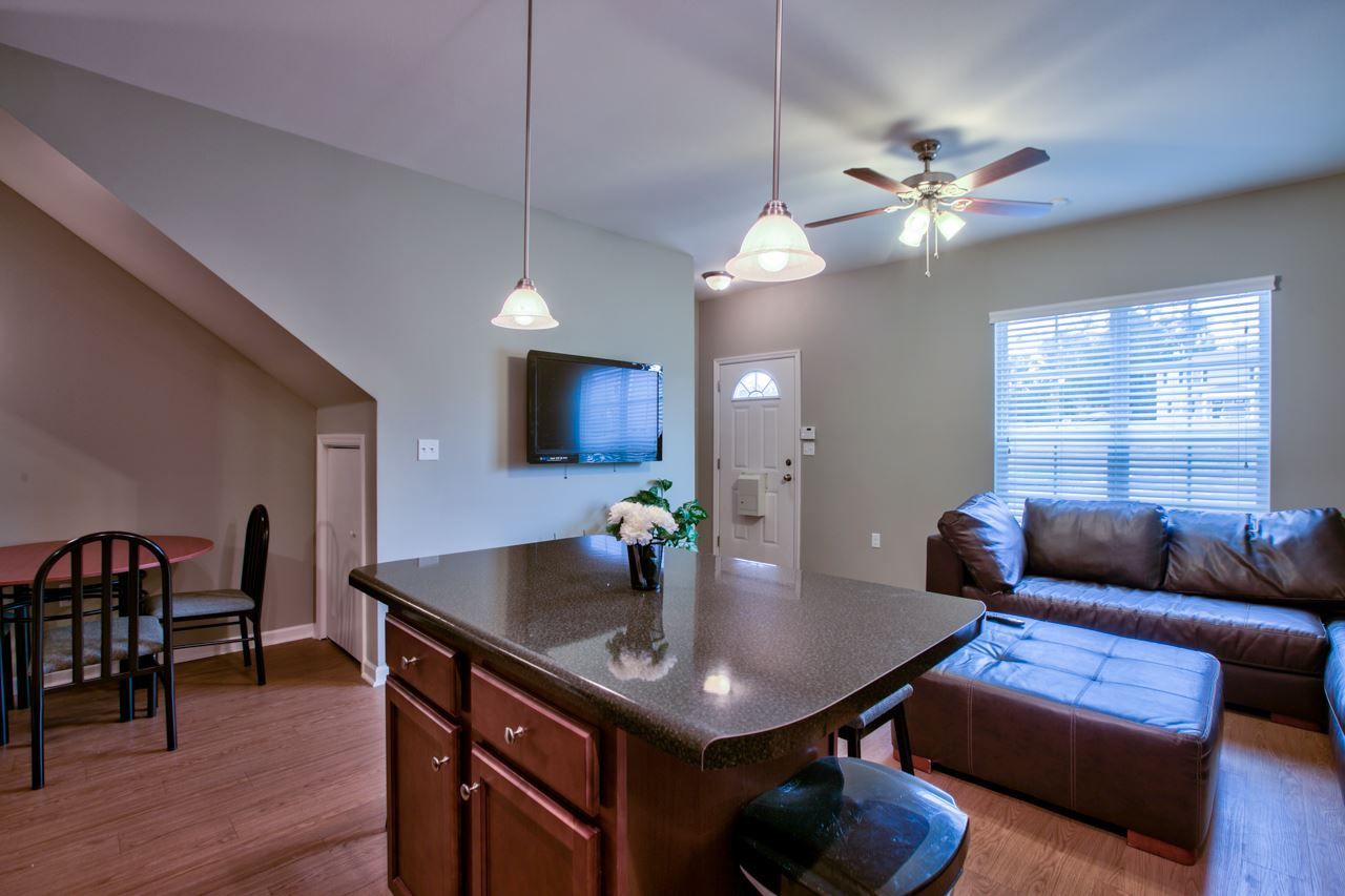 1986 Ann Arbor Avenue, Unit 8 building, Tallahassee, FL 32304 Photo