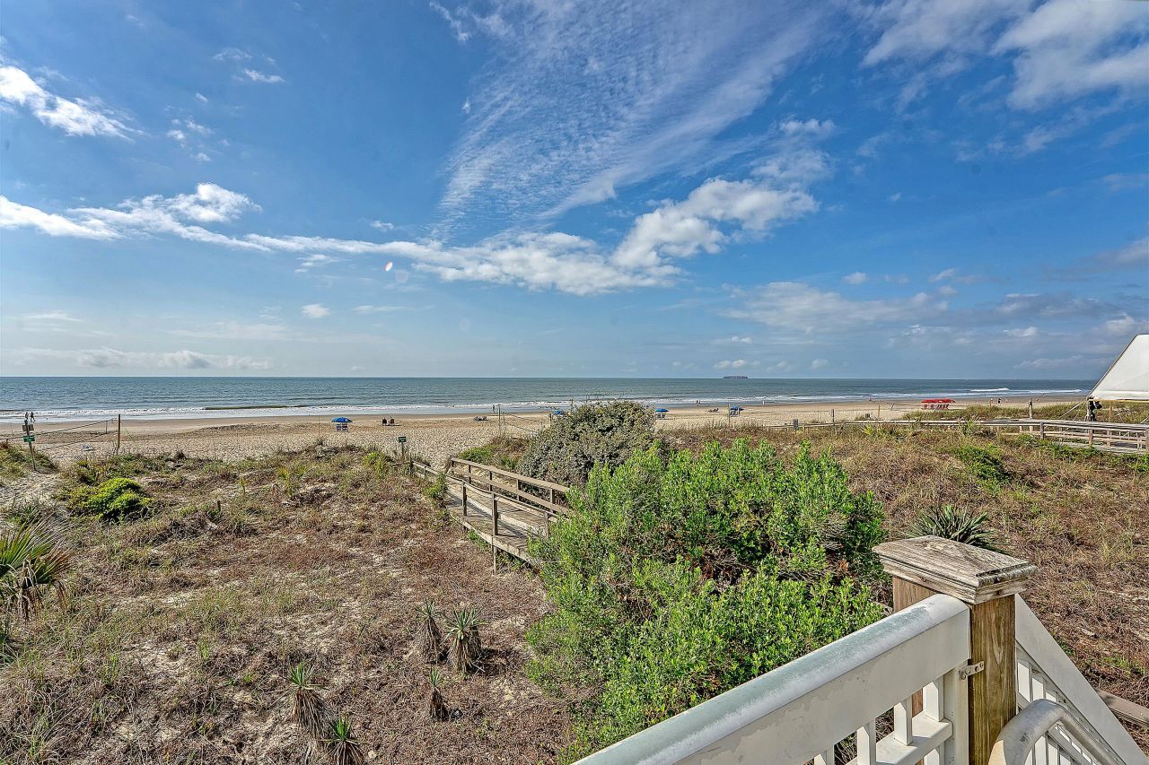 1004 Ocean Boulevard Photo 12