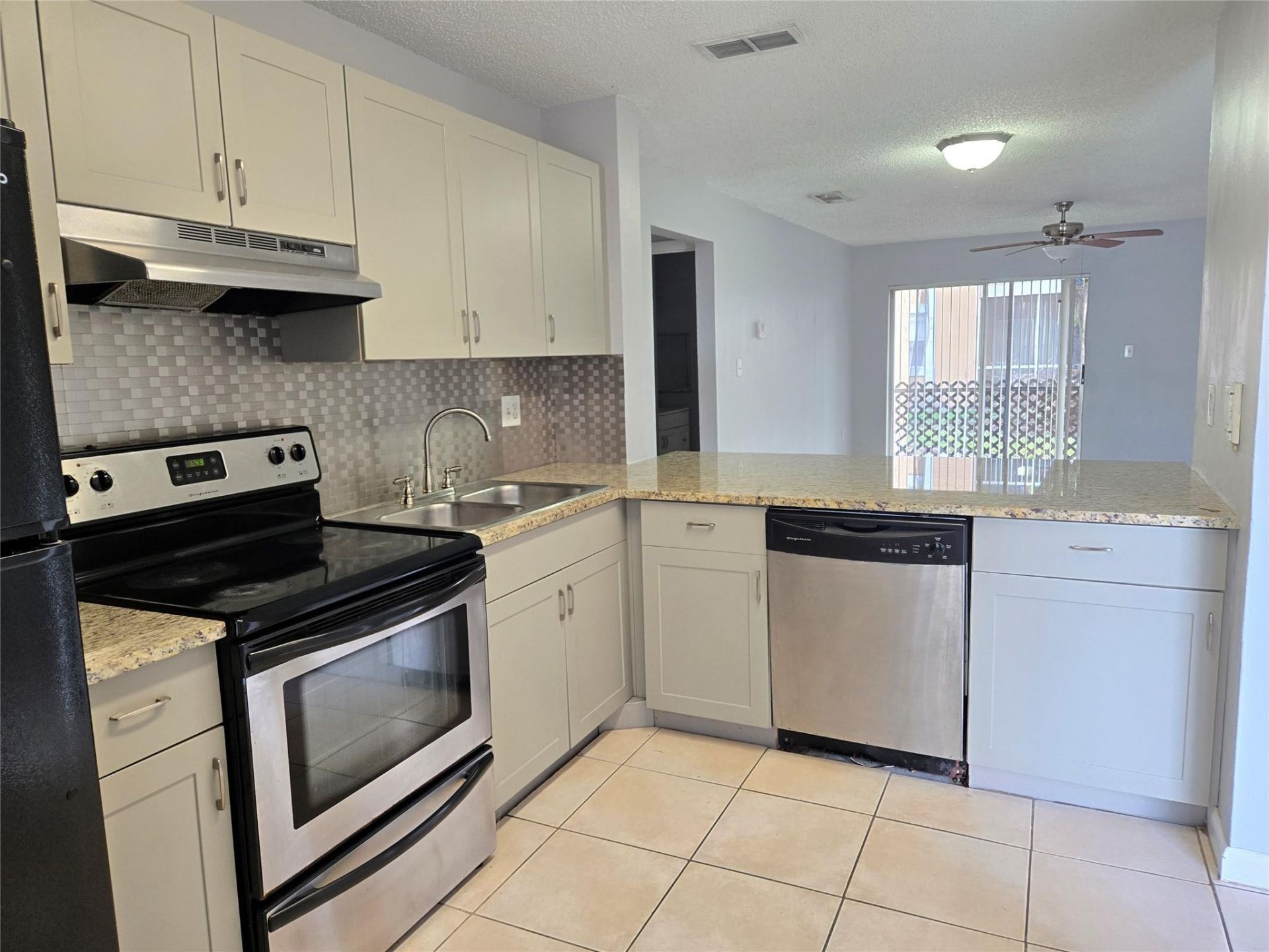 8100 SW 21st Court, Unit 8100, Miramar, FL 33025 Photo