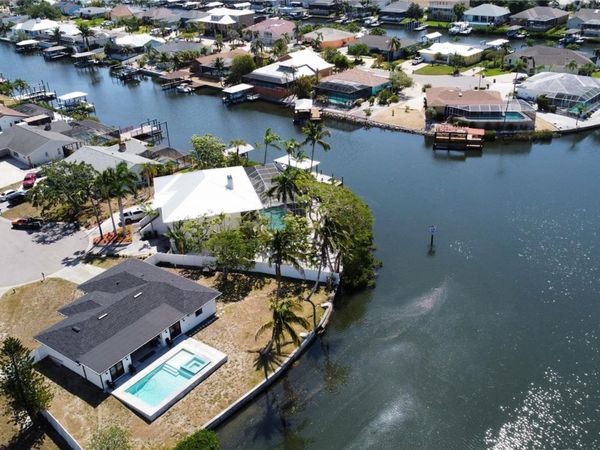 926 EAGLE LANE, APOLLO BEACH, FL 33572