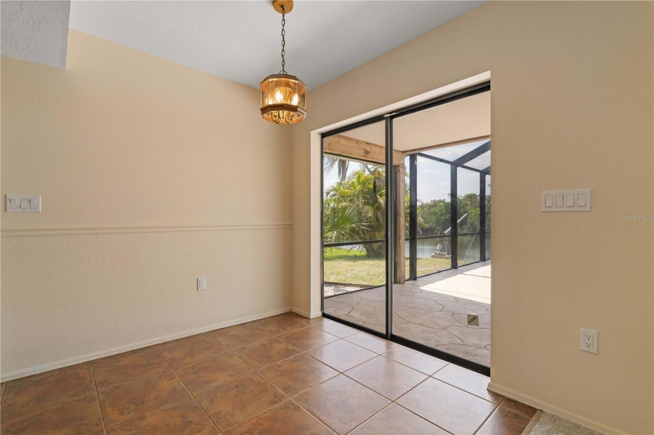 453 Carolyn Lane, Punta Gorda, FL 33950 Photo