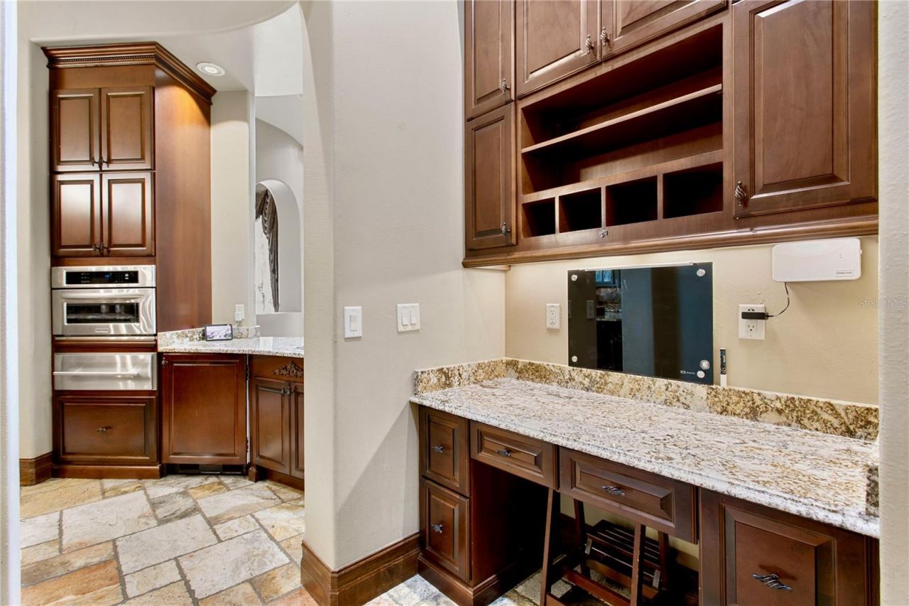 1102 Merry Water Drive, Lutz, FL 33548 Photo