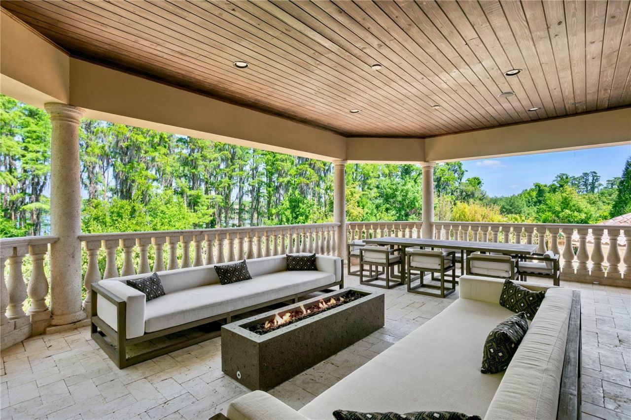 1102 Merry Water Drive, Lutz, FL 33548 Photo