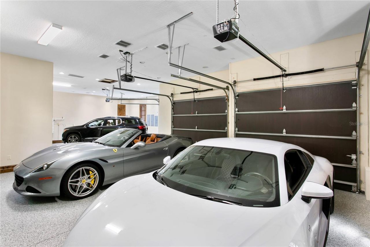 1102 Merry Water Drive, Lutz, FL 33548 Photo