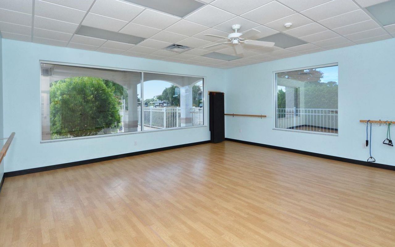 8974 Grey Oaks Avenue, Sarasota, FL 34238 Photo