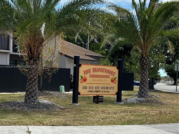 6725 SW 137th Ct, Unit 14D, Miami, FL 33183