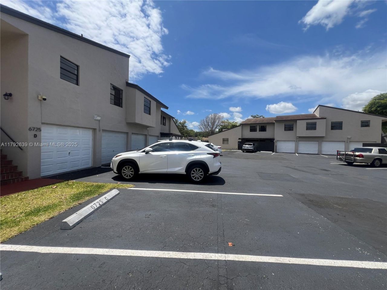 6725 SW 137th Ct, Unit 14D, Miami, FL 33183 Photo