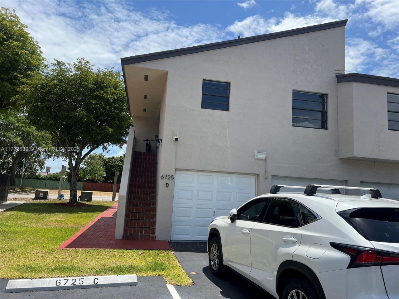 6725 SW 137th Ct, Unit 14D, Miami, FL 33183 Photo