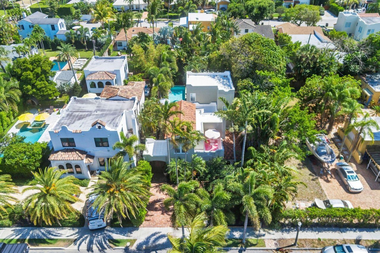 138 Greymon Drive, West Palm Beach, FL 33405 Photo