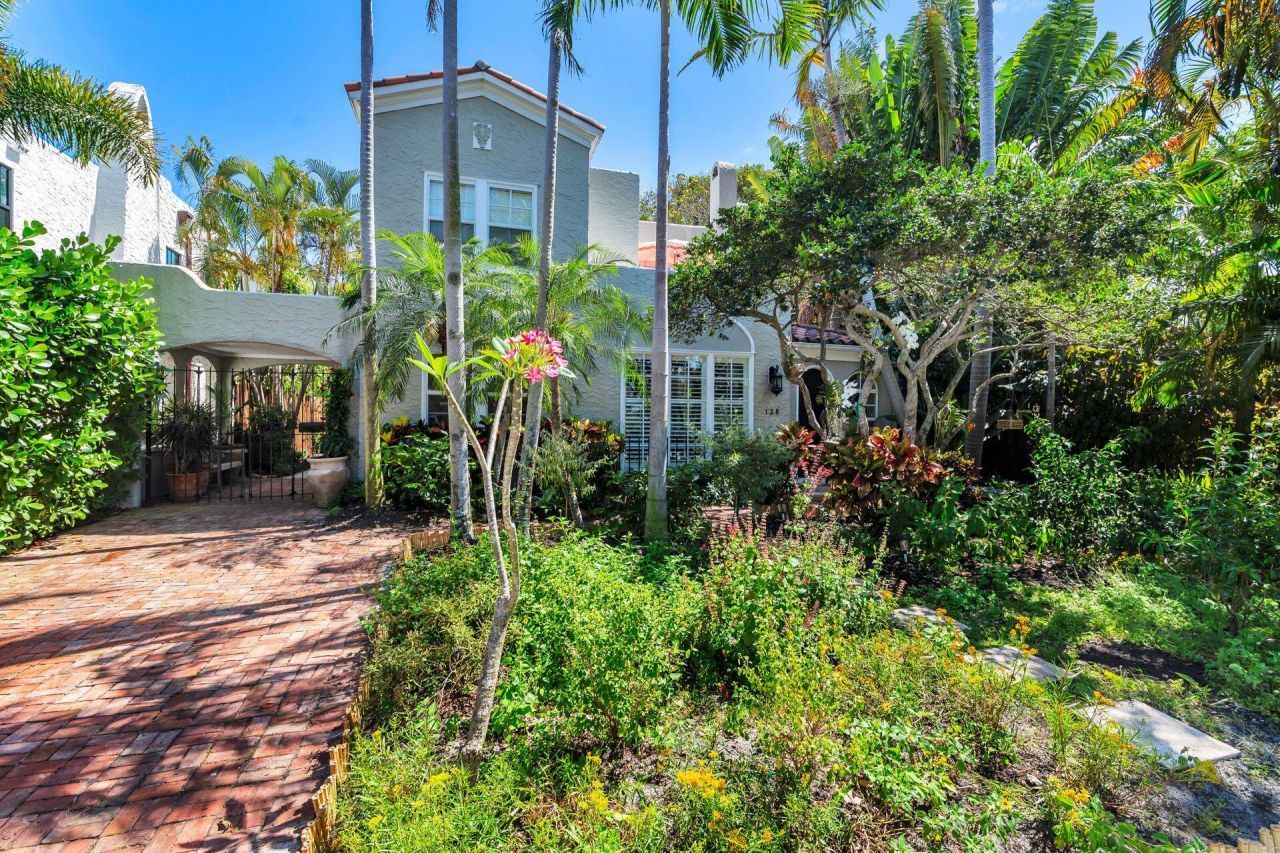 138 Greymon Drive, West Palm Beach, FL 33405 Photo