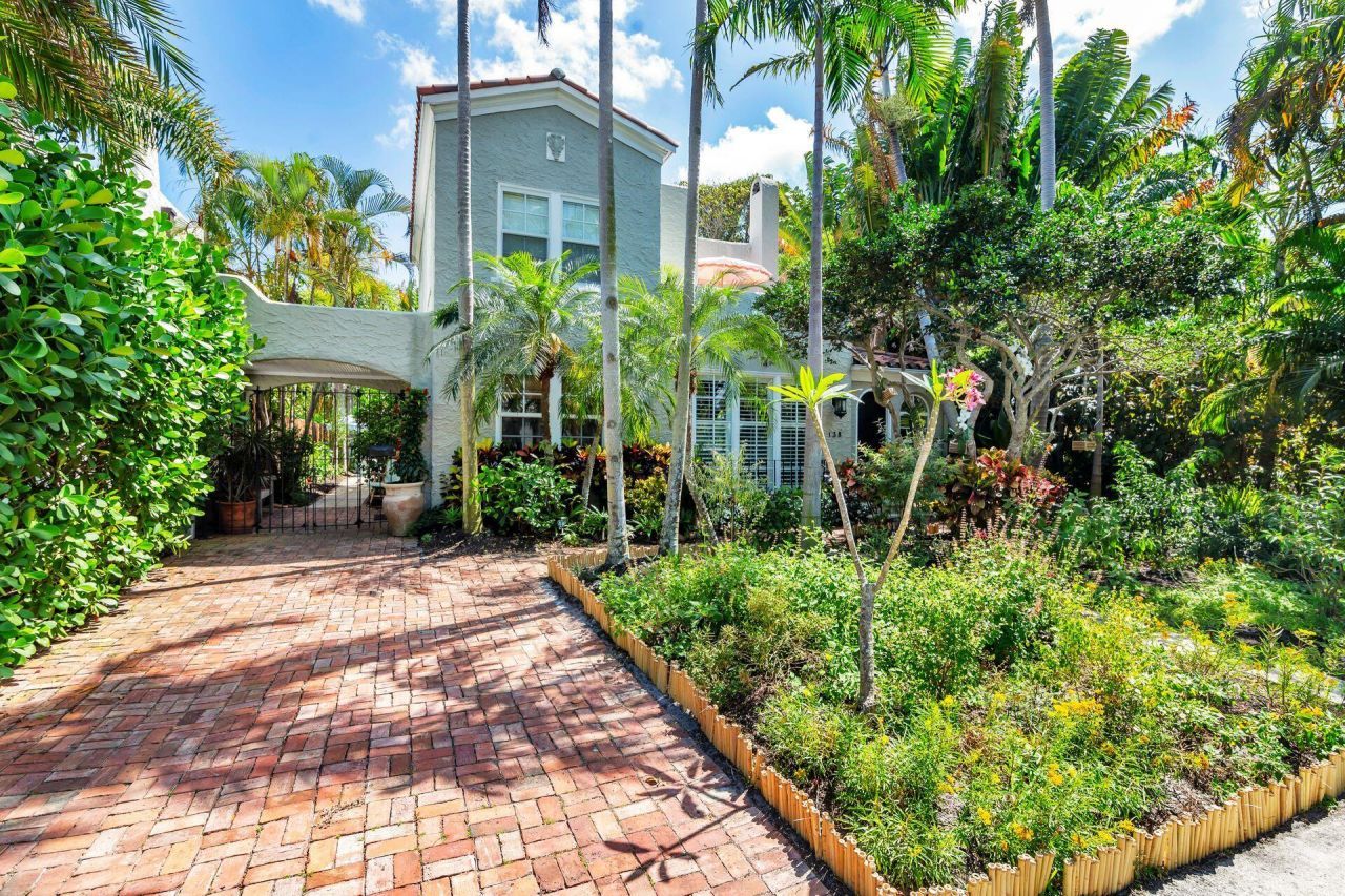 138 Greymon Drive, West Palm Beach, FL 33405 Photo