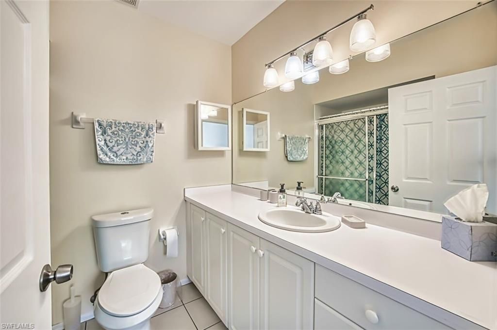 14801 Park Lake Dr, Unit 209, Fort Myers, FL 33919 Photo