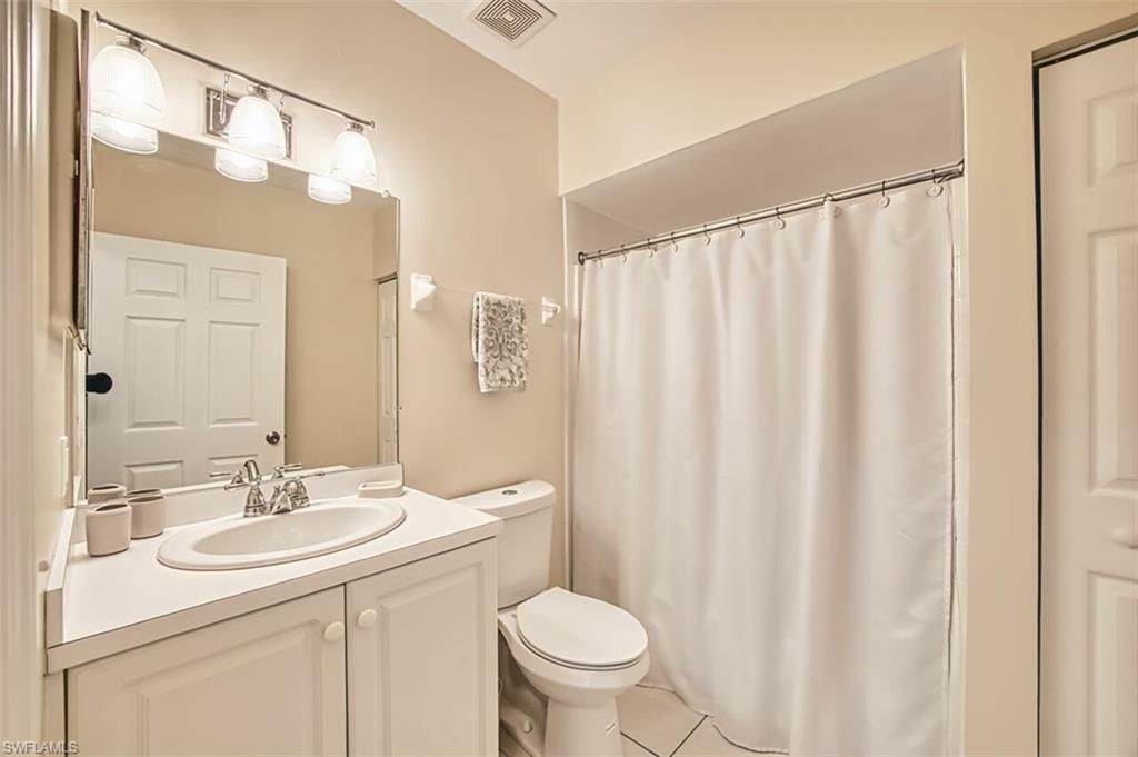 14801 Park Lake Dr, Unit 209, Fort Myers, FL 33919 Photo