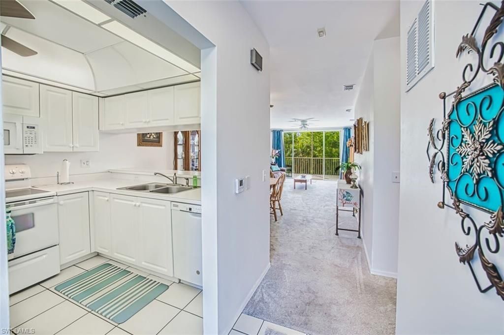 14801 Park Lake Dr, Unit 209, Fort Myers, FL 33919 Photo