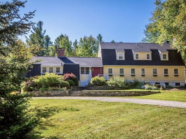 24 VT Route 11, Landgrove, VT 05148