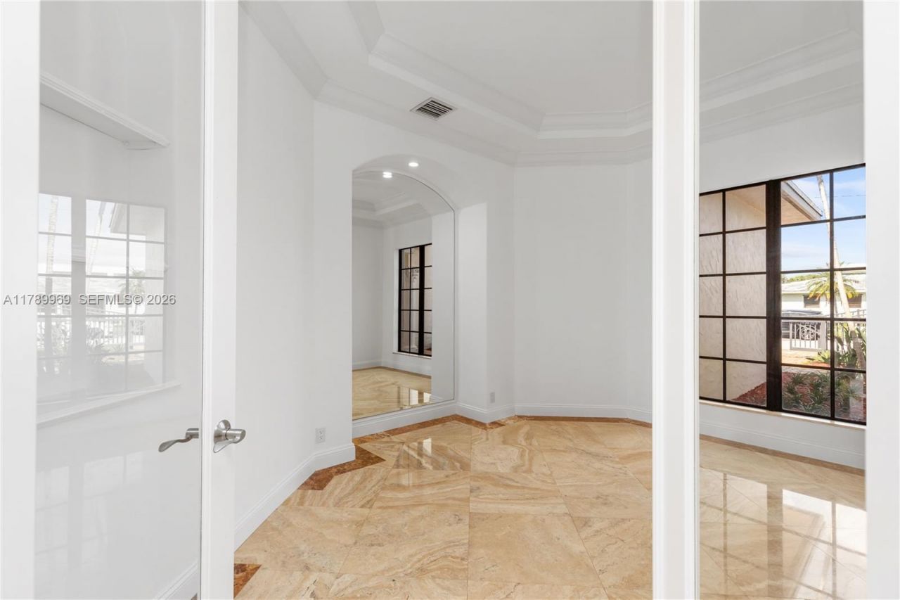 260 NE Wavecrest Ct, Boca Raton, FL 33432 Photo