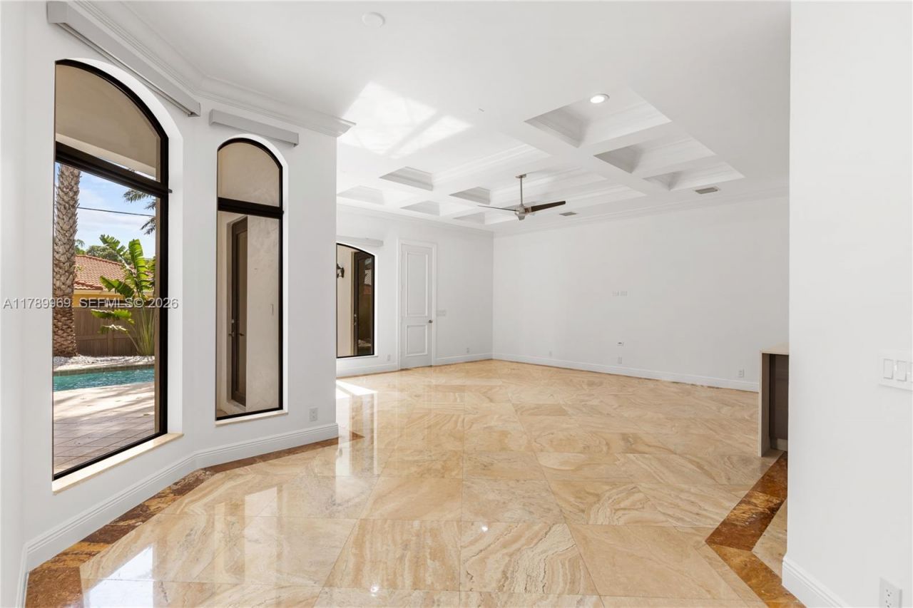 260 NE Wavecrest Ct, Boca Raton, FL 33432 Photo