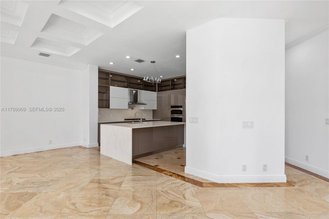 260 NE Wavecrest Ct, Boca Raton, FL 33432 Photo