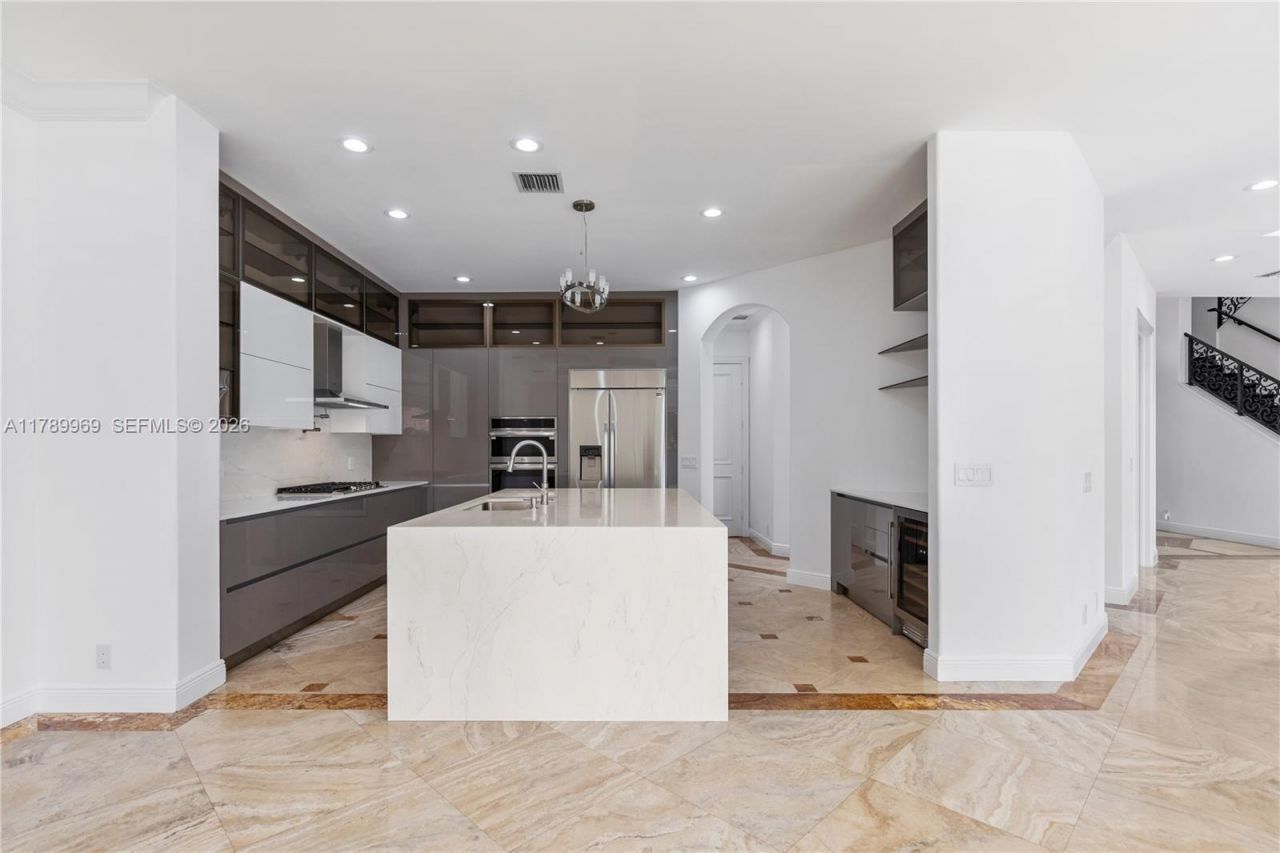 260 NE Wavecrest Ct, Boca Raton, FL 33432 Photo